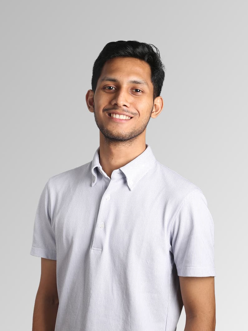 Ilhamriz smiling